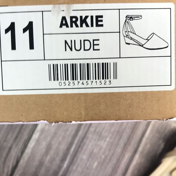 JOURNEE COLLECTION Nude Arkie Wedges - Picture 10 of 11